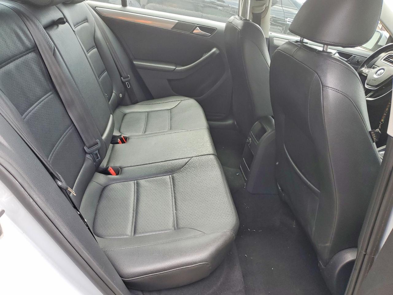 2017 VOLKSWAGEN JETTA