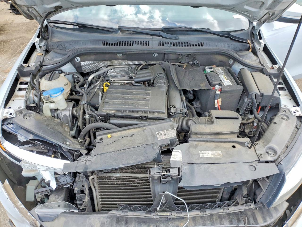 2017 VOLKSWAGEN JETTA
