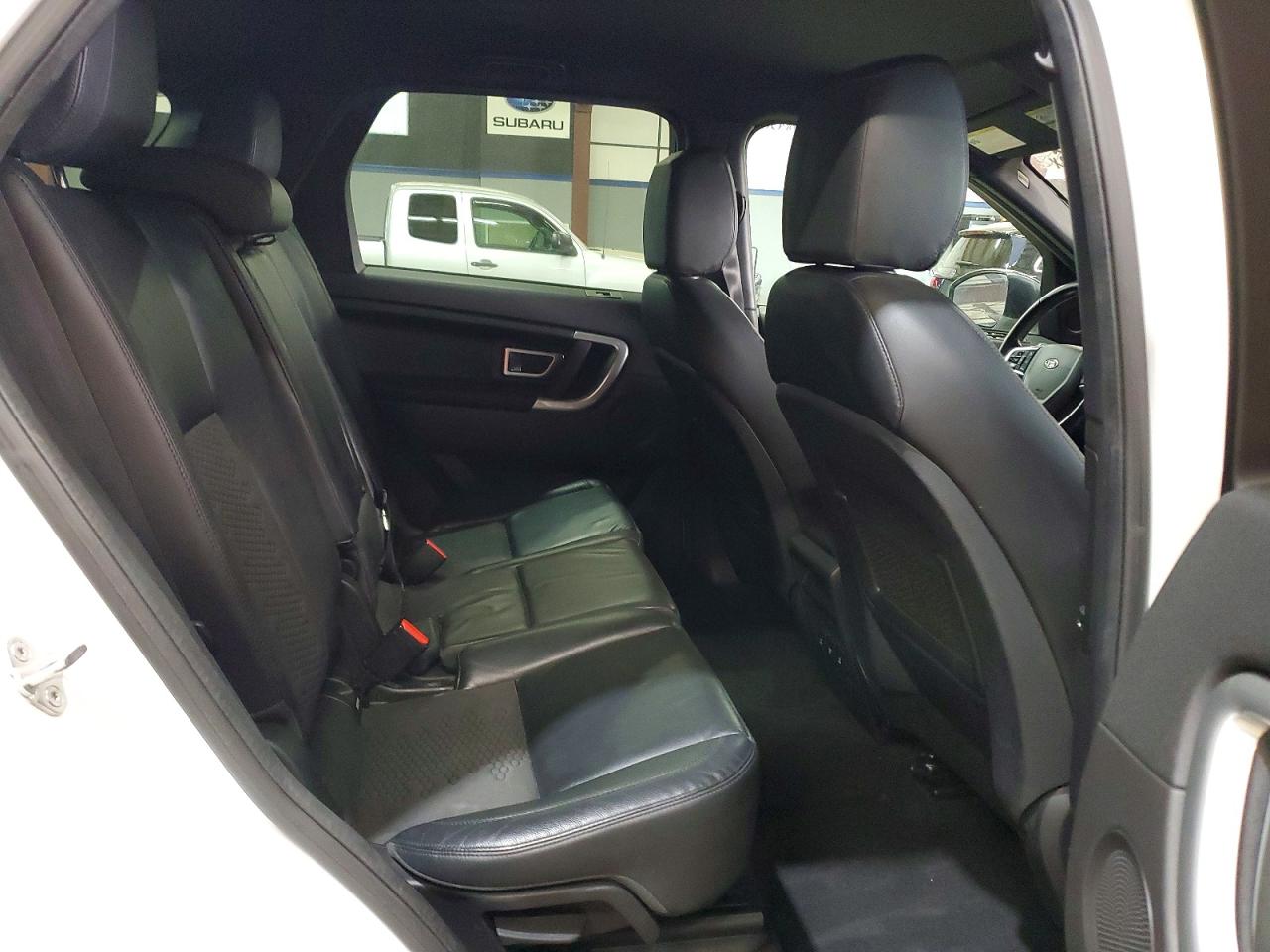 2018 LAND ROVER DISCOVERY