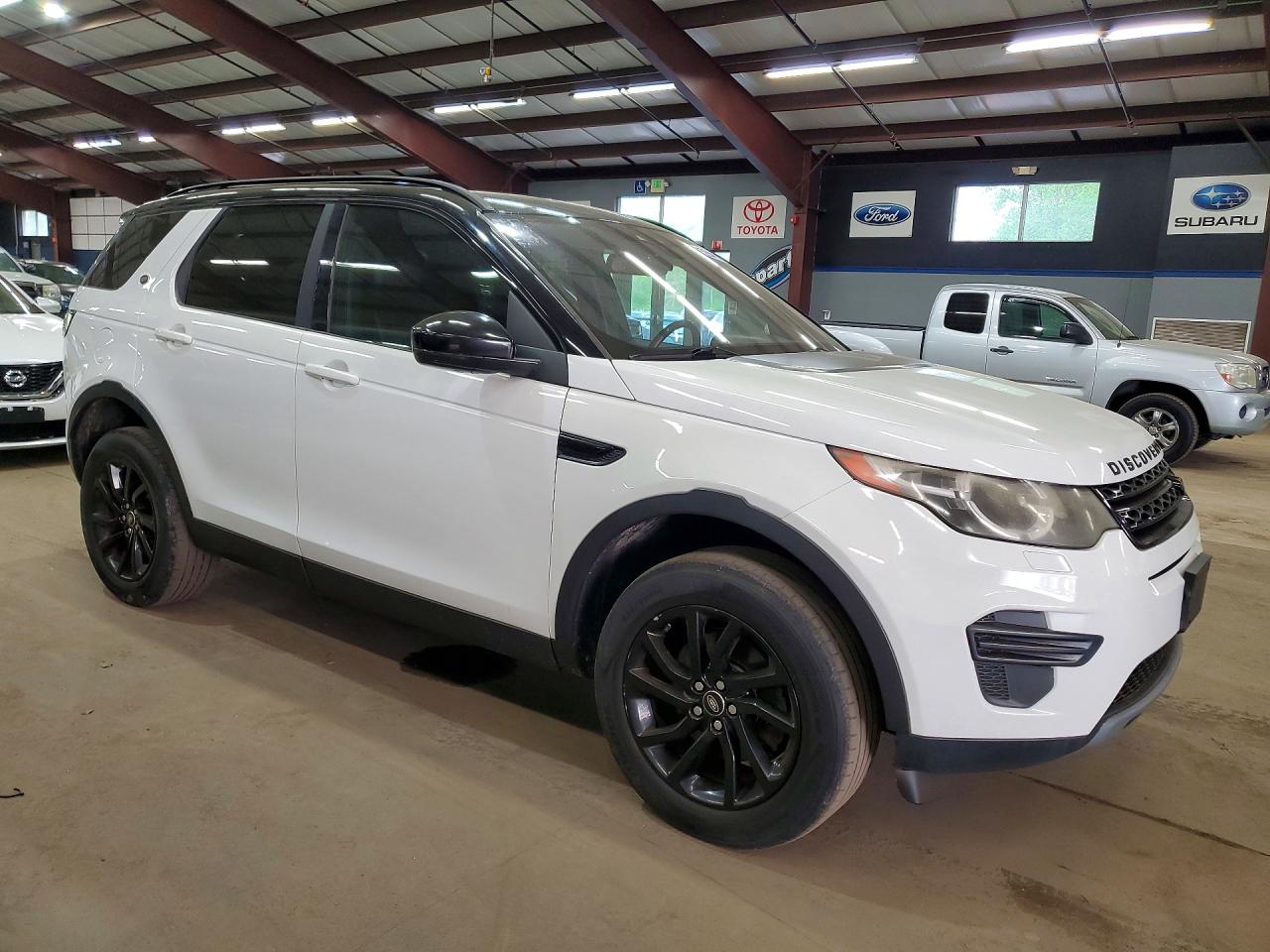 2018 LAND ROVER DISCOVERY