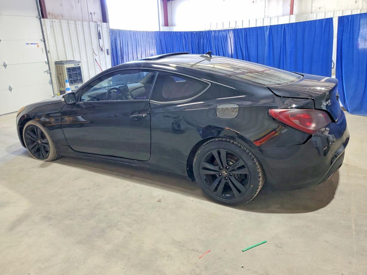 2010 HYUNDAI GENESIS