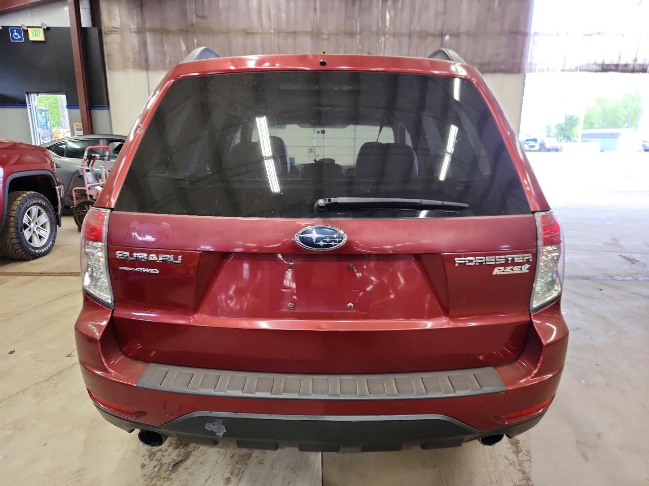 2010 SUBARU FORESTER