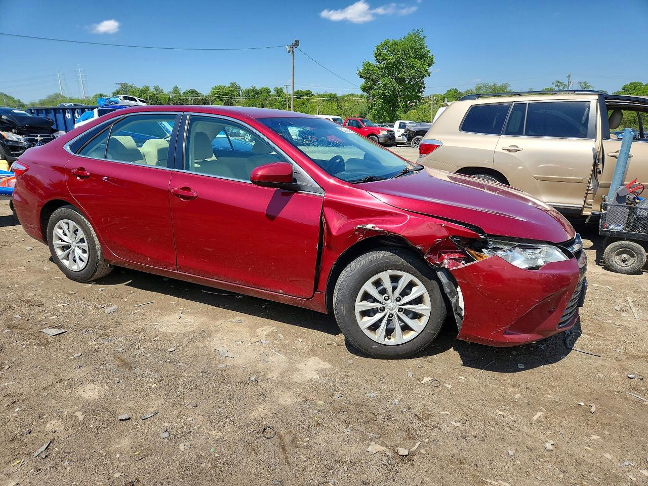 2017 TOYOTA CAMRY