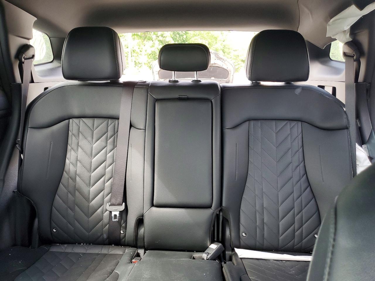 2025 KIA SPORTAGE X