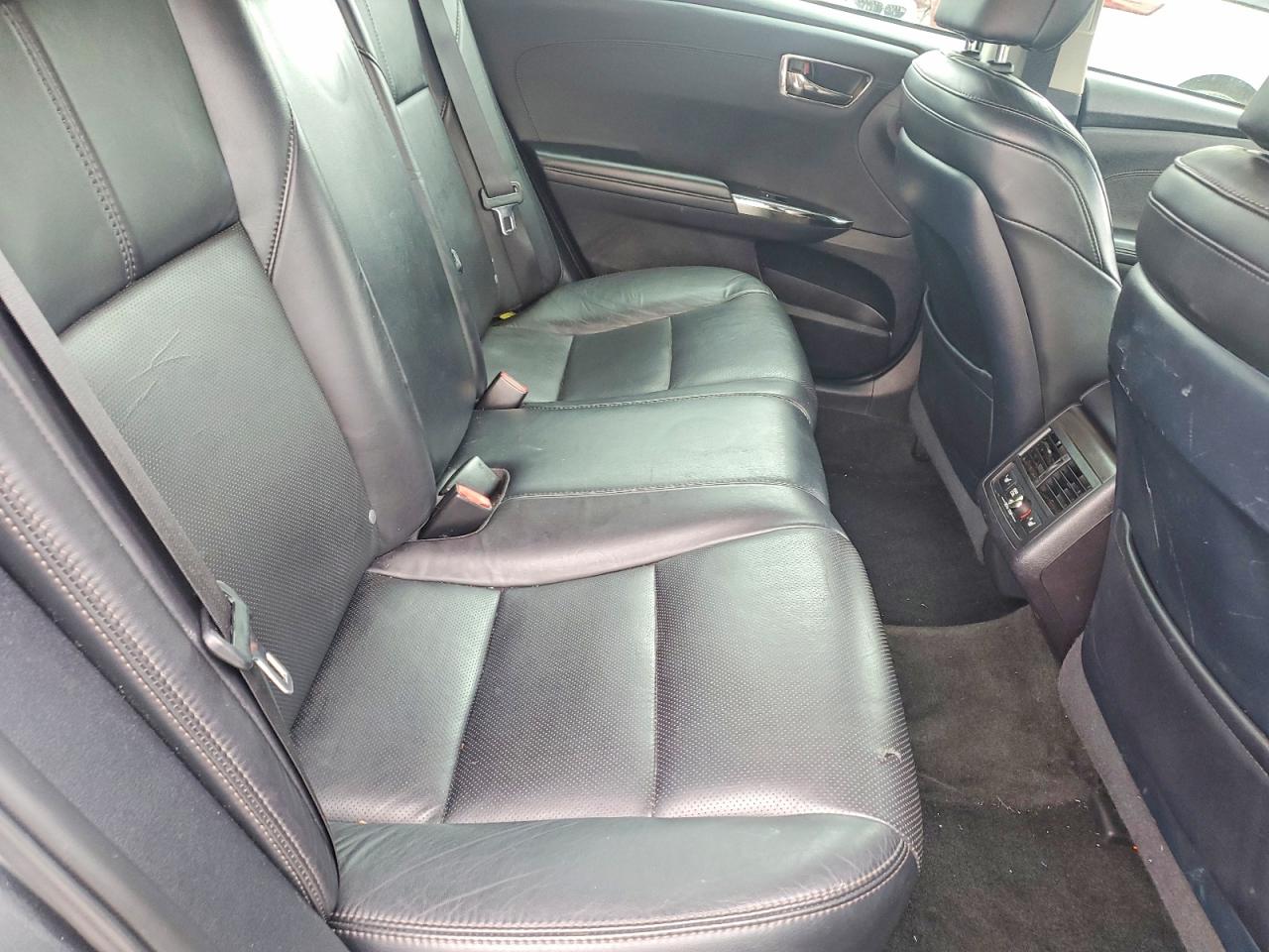 2016 TOYOTA AVALON