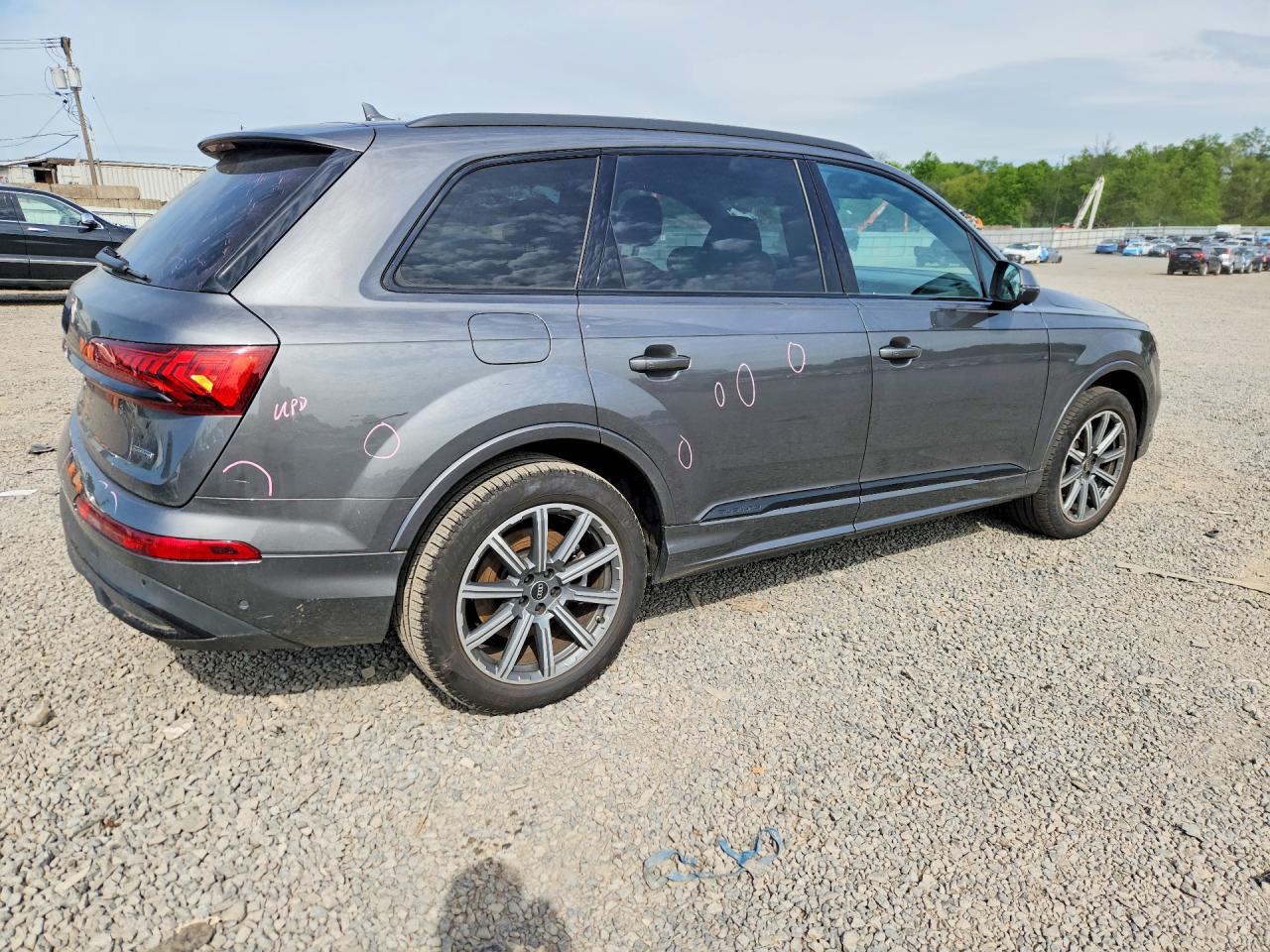 2023 AUDI Q7