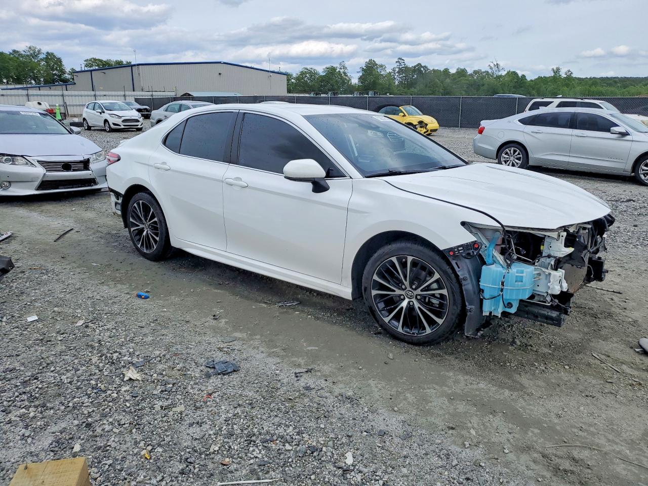 2019 TOYOTA CAMRY