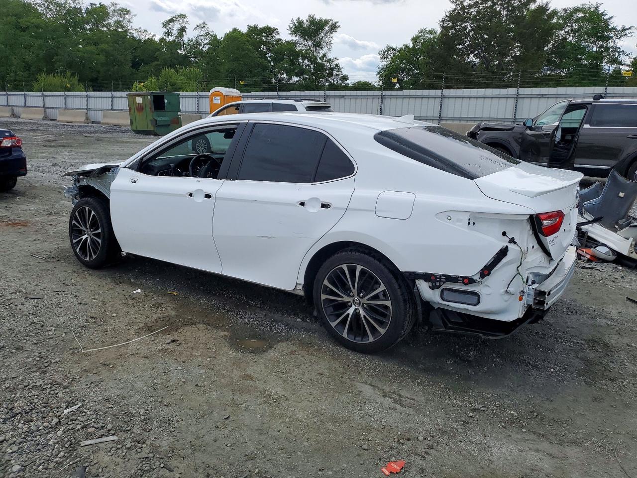 2019 TOYOTA CAMRY