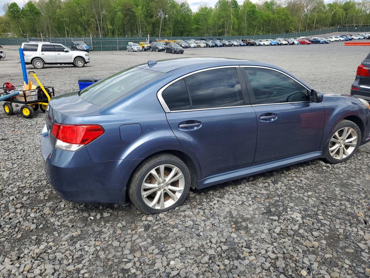 2013 SUBARU LEGACY