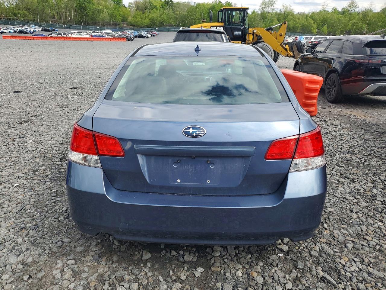 2013 SUBARU LEGACY