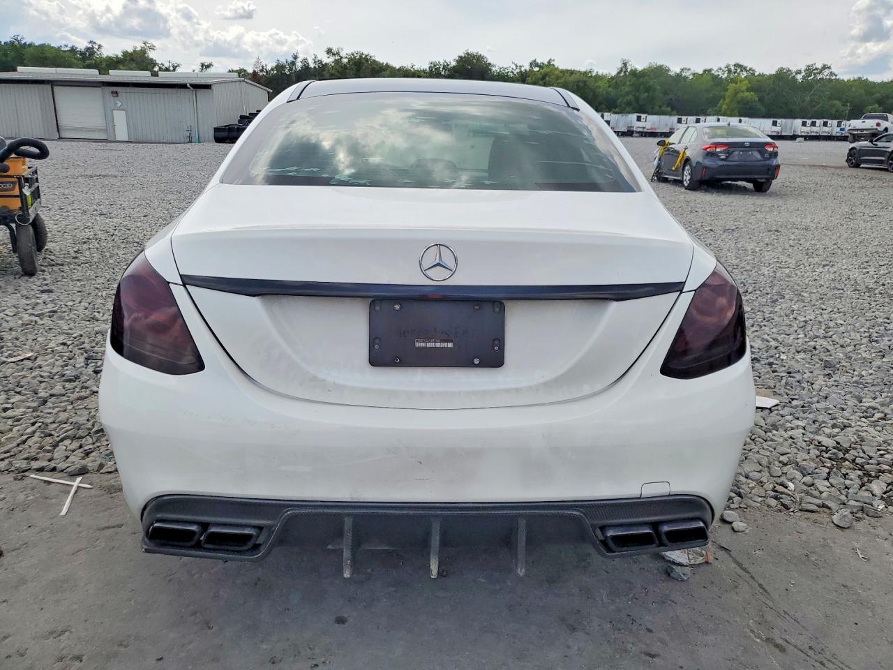 2015 MERCEDES-BENZ C-CLASS