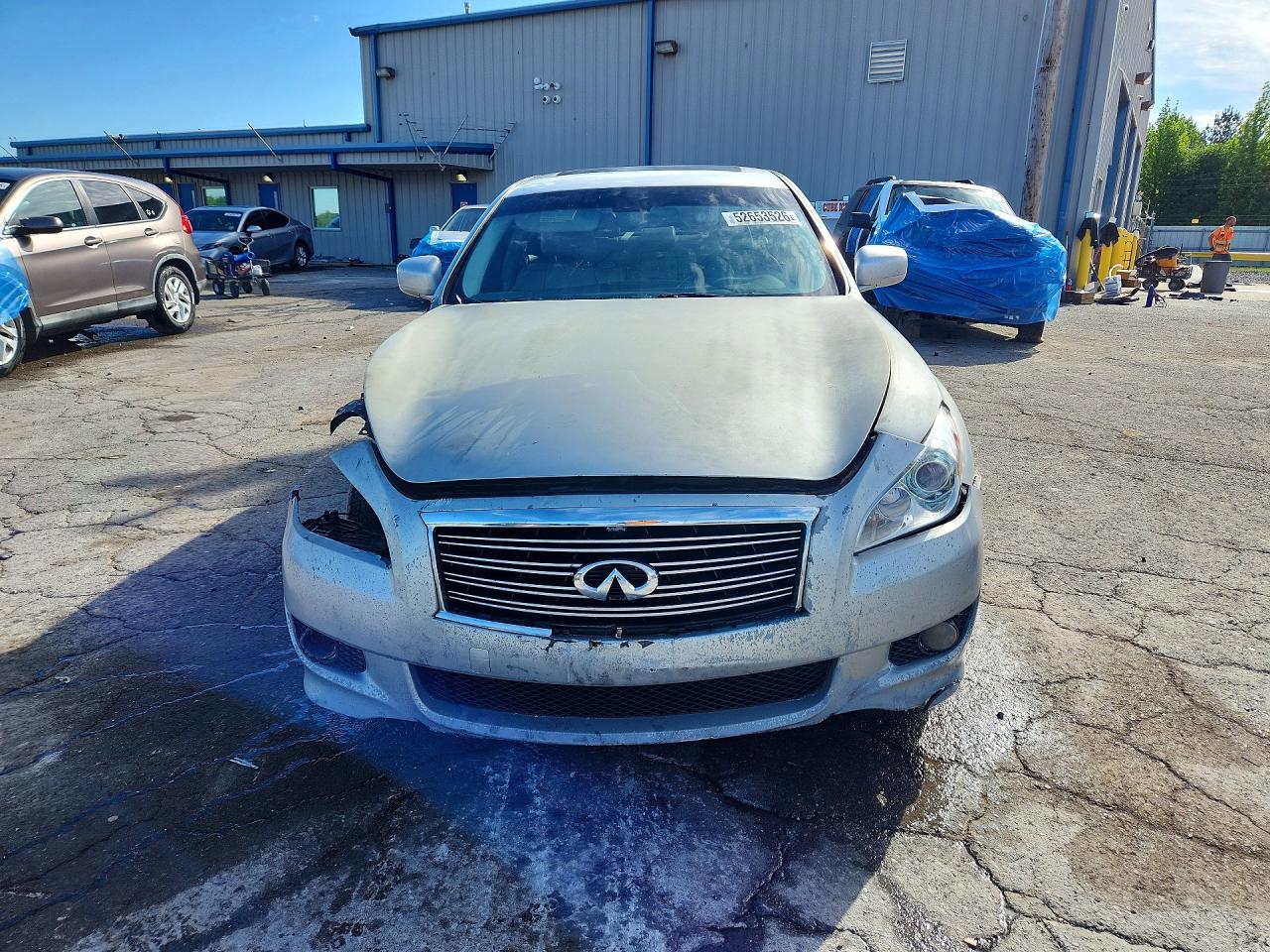 2011 INFINITI M37