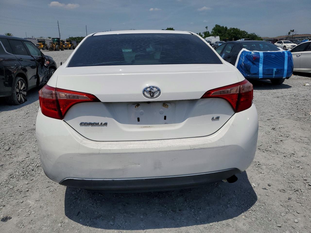 2019 TOYOTA COROLLA