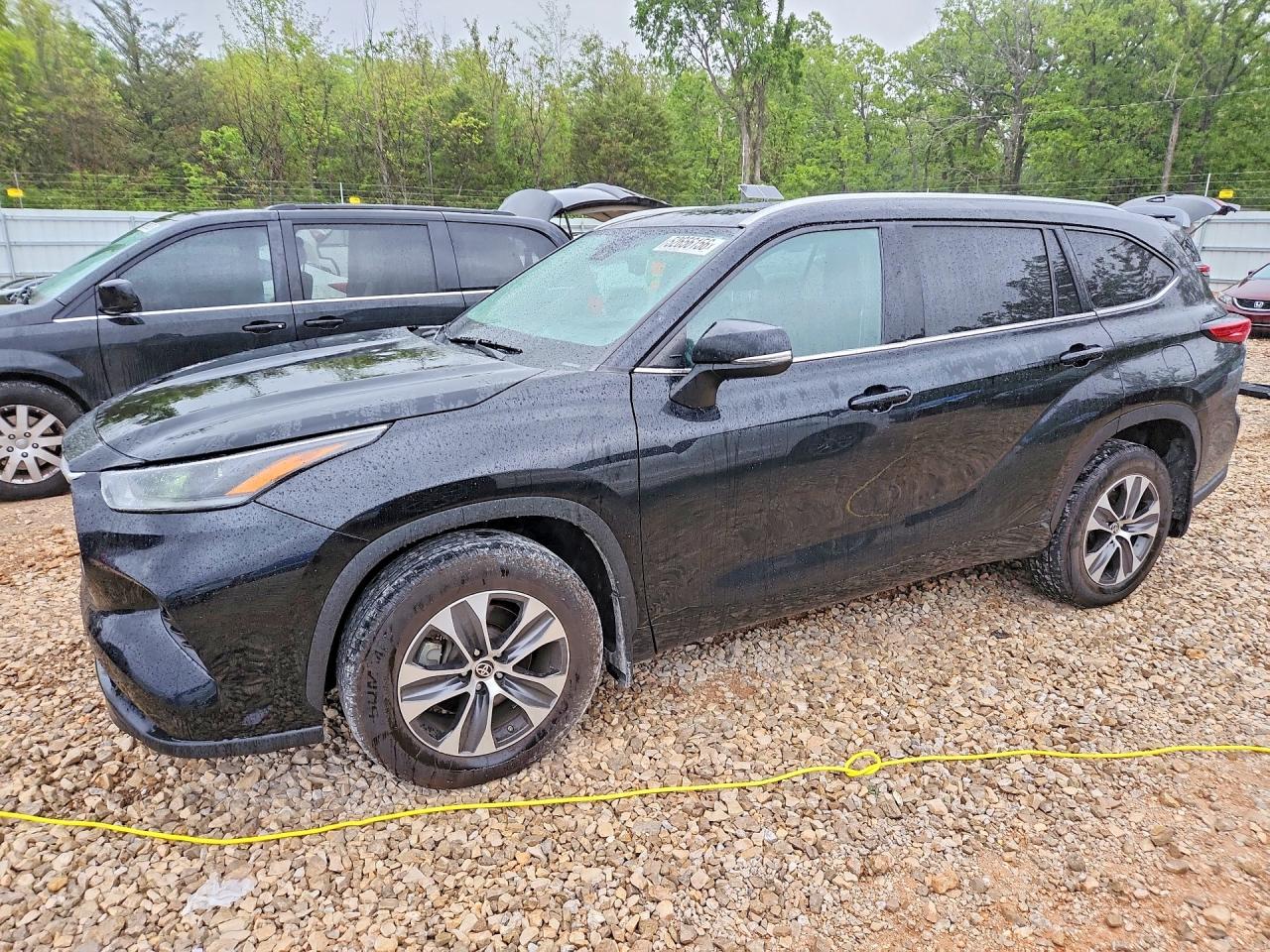 2021 TOYOTA HIGHLANDER