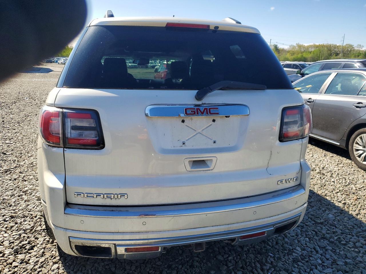 2015 GMC ACADIA DEN