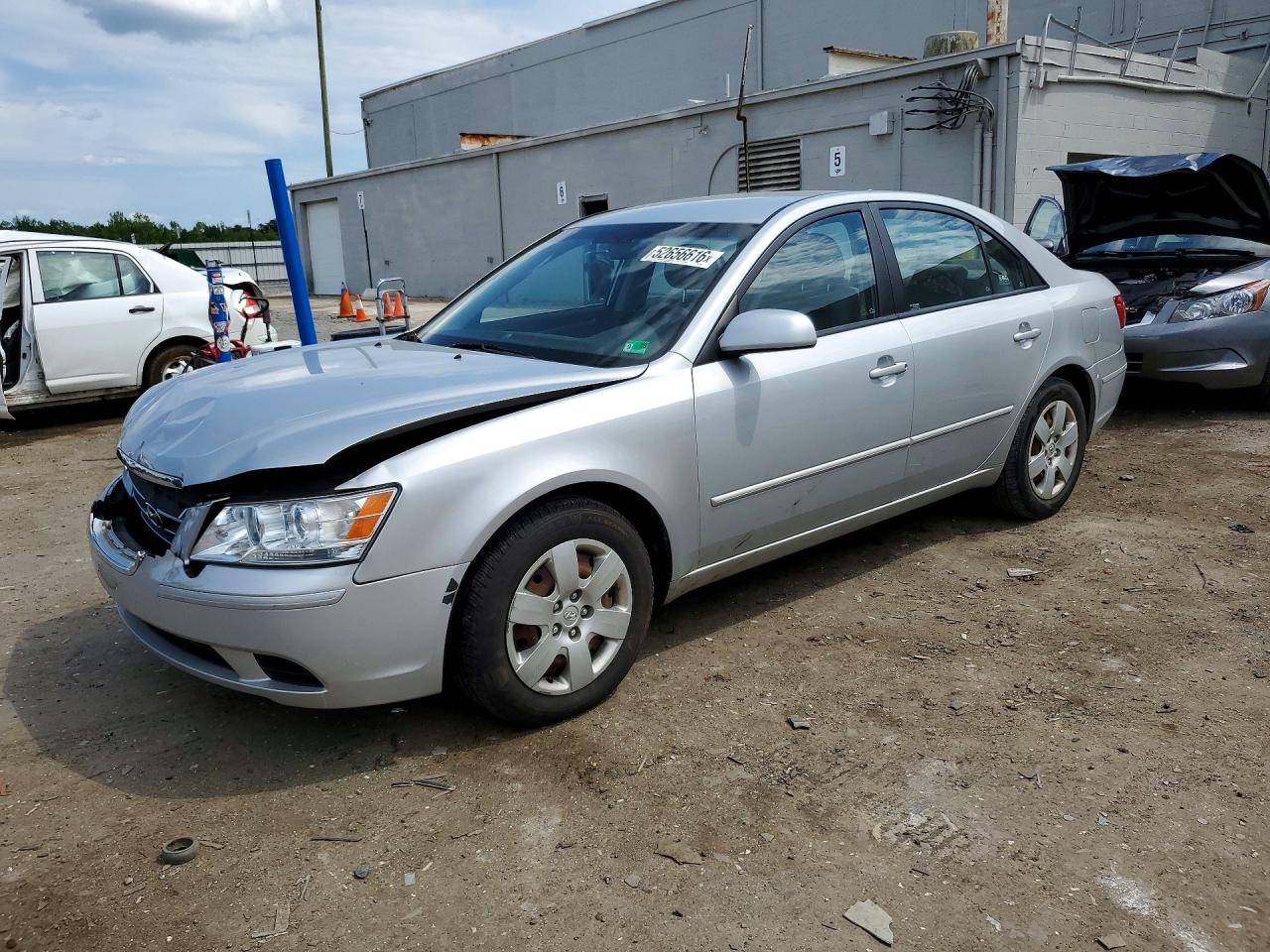2010 HYUNDAI SONATA