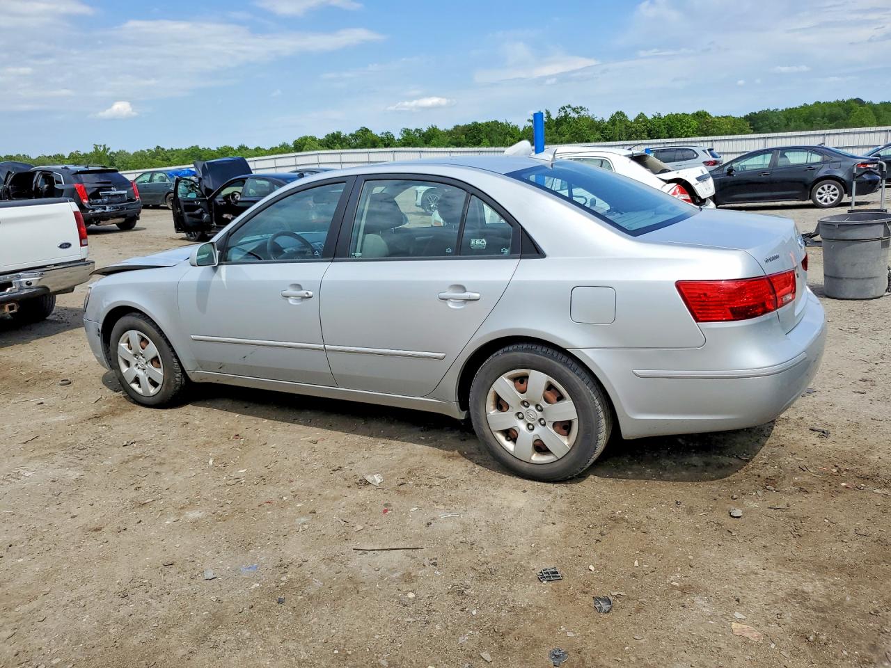 2010 HYUNDAI SONATA