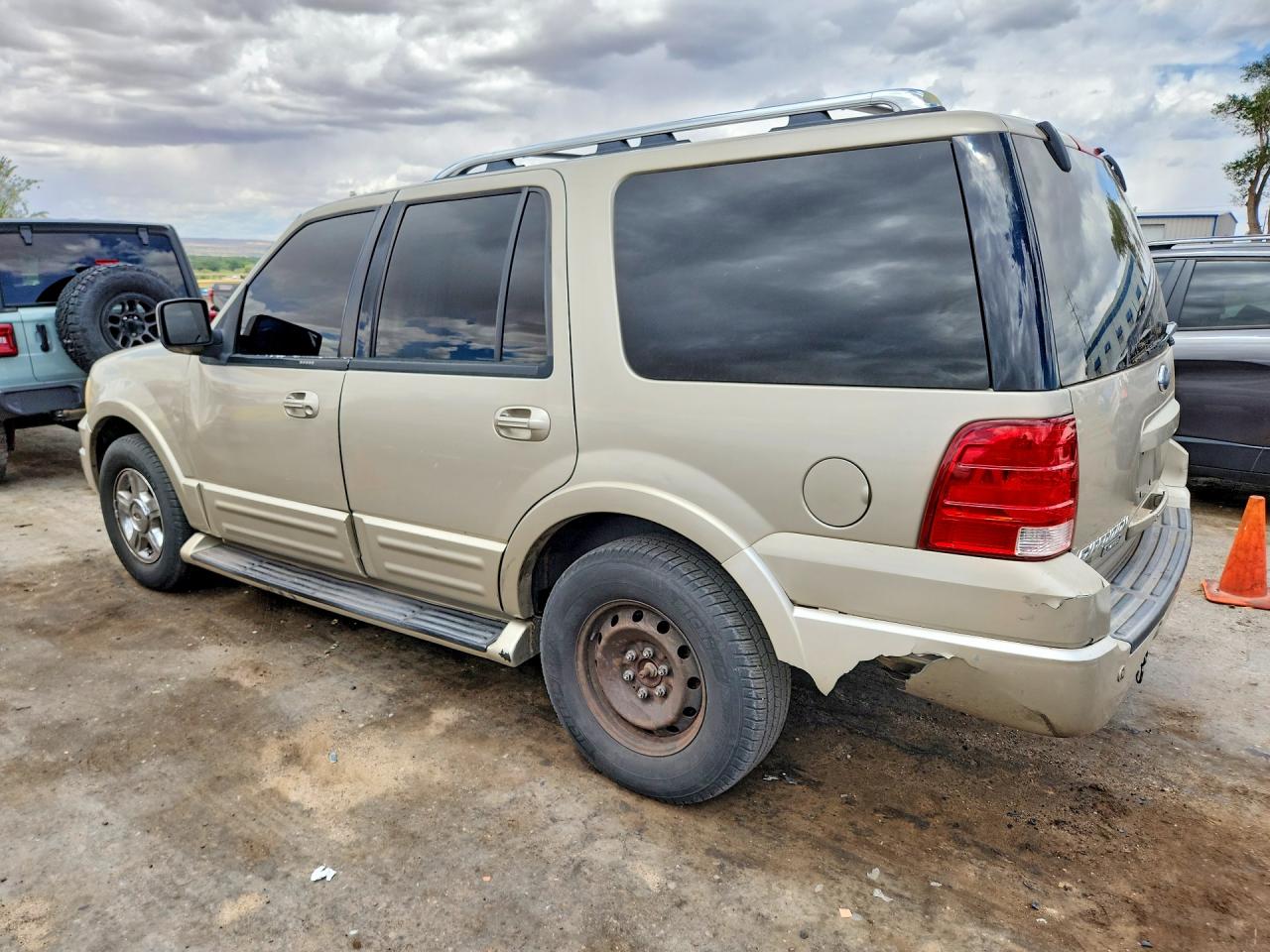 2005 FORD EXPEDITION