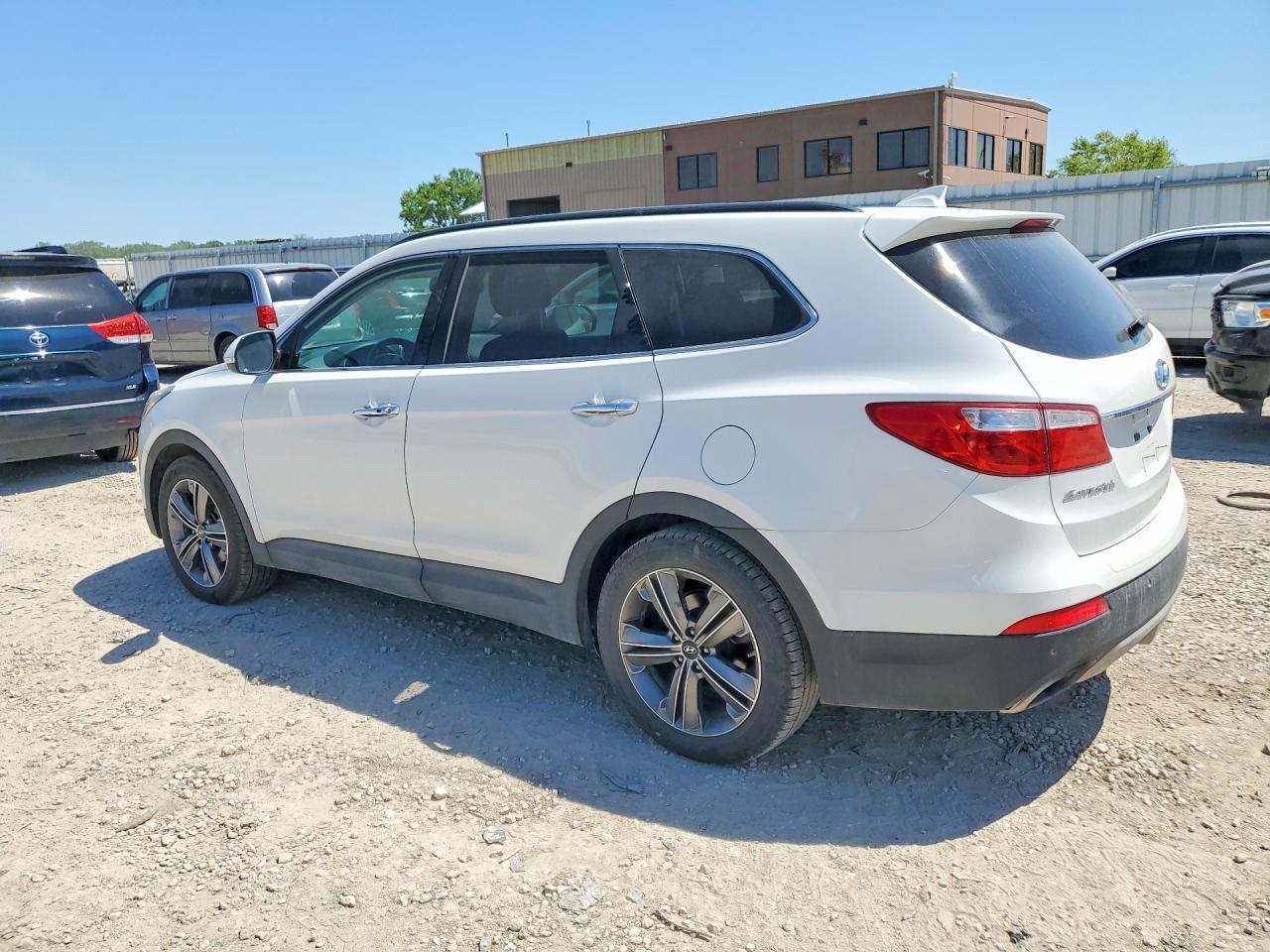 2016 HYUNDAI SANTA FE
