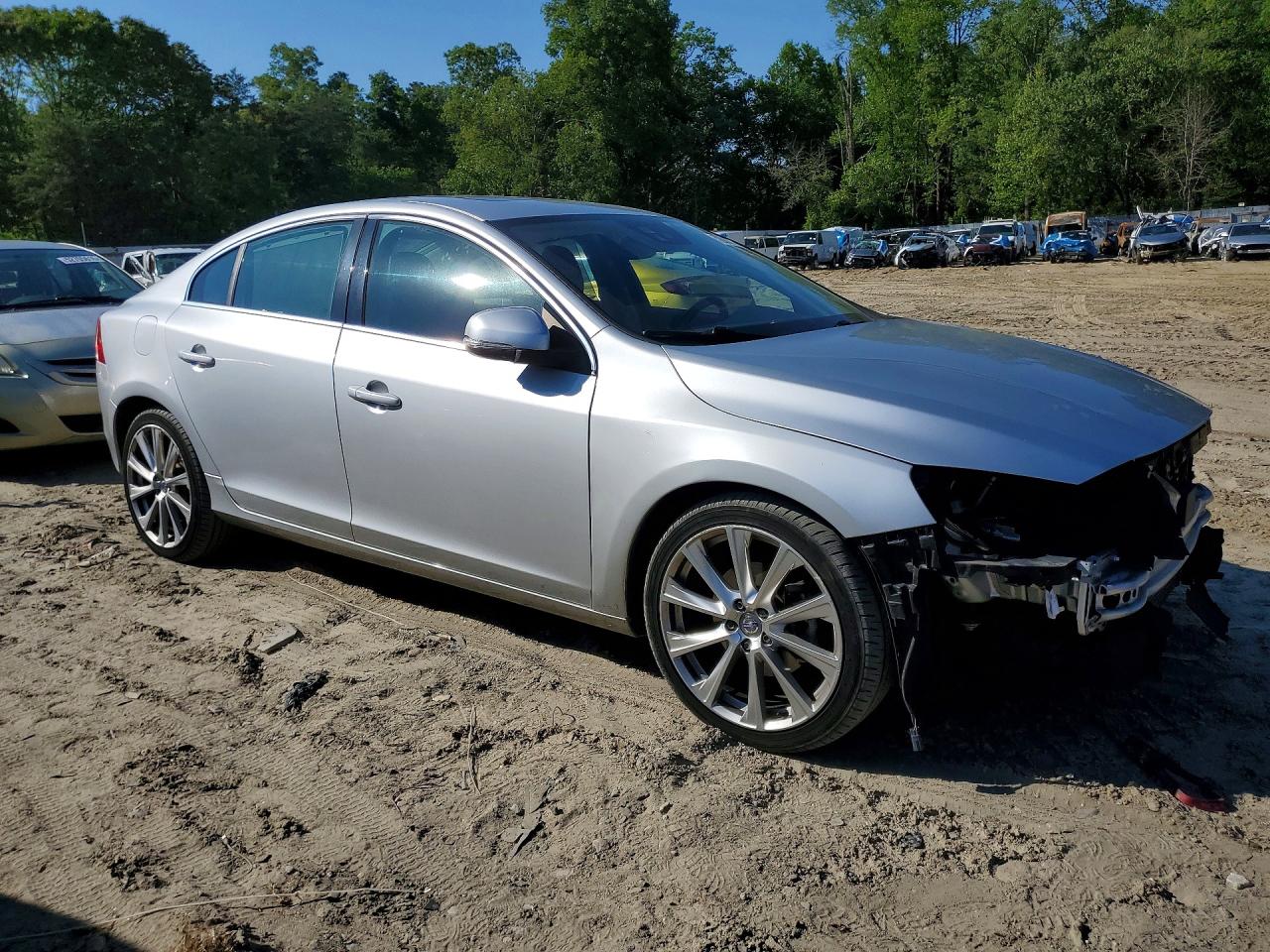 2016 VOLVO S60