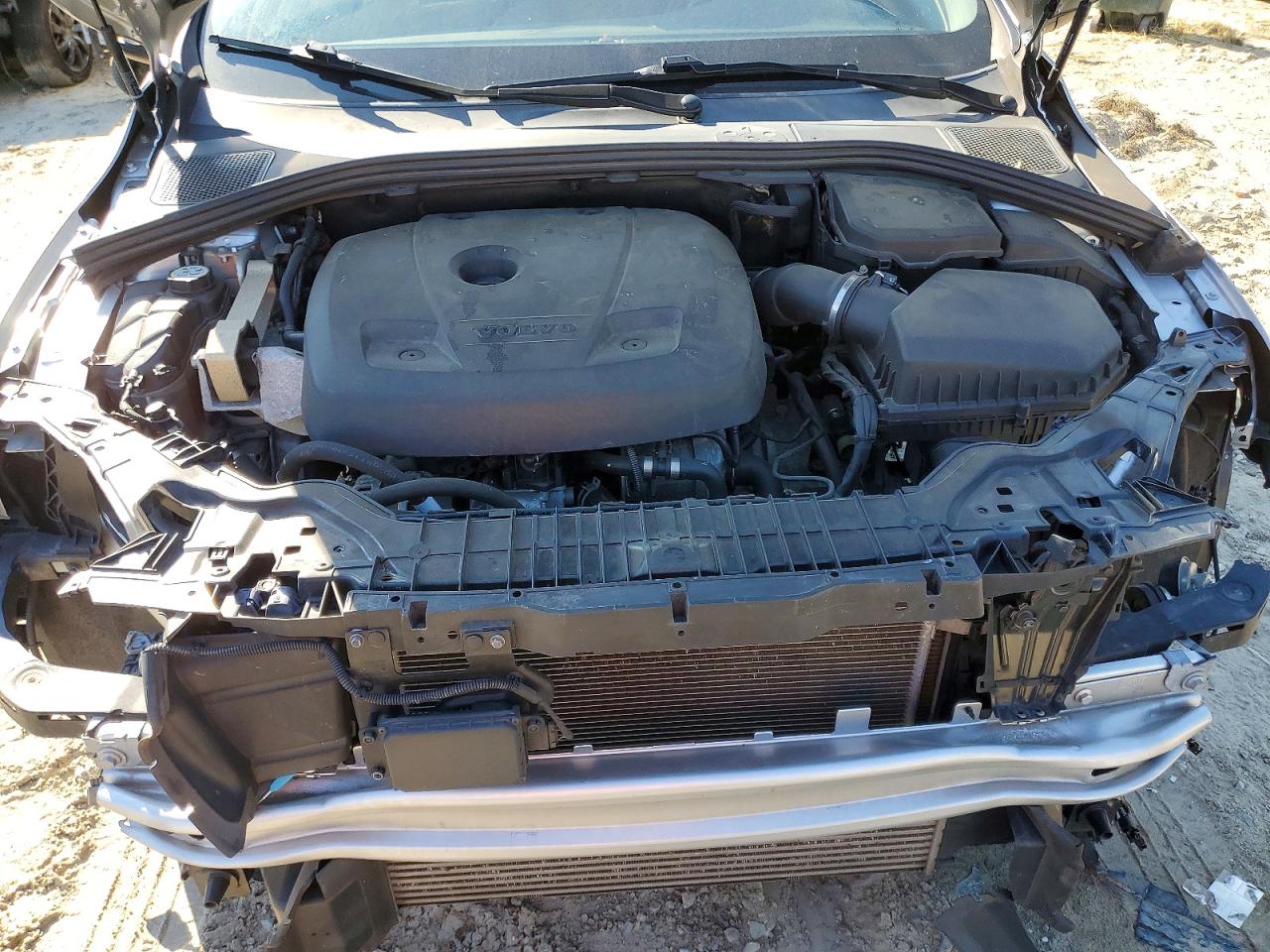 2016 VOLVO S60
