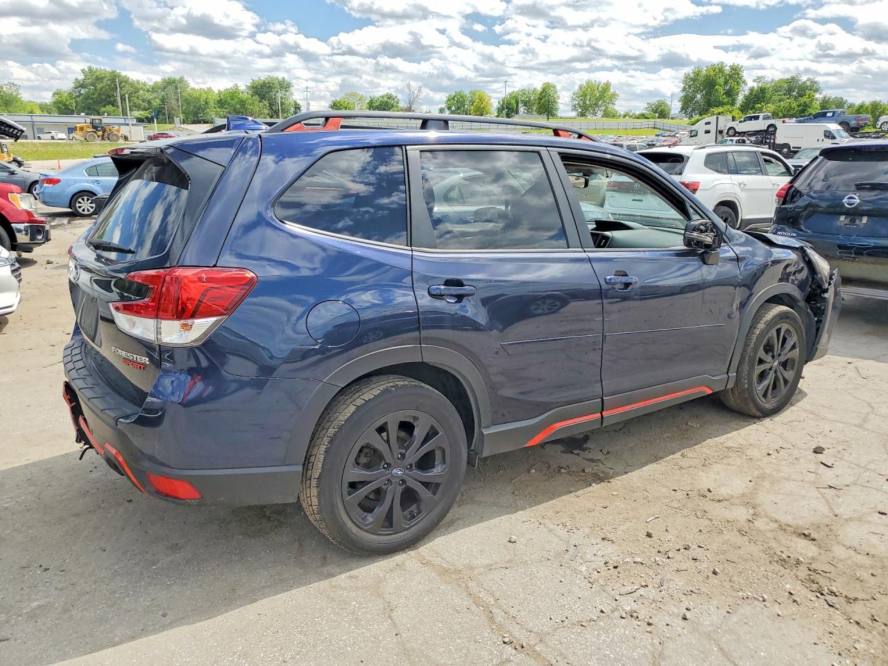 2020 SUBARU FORESTER