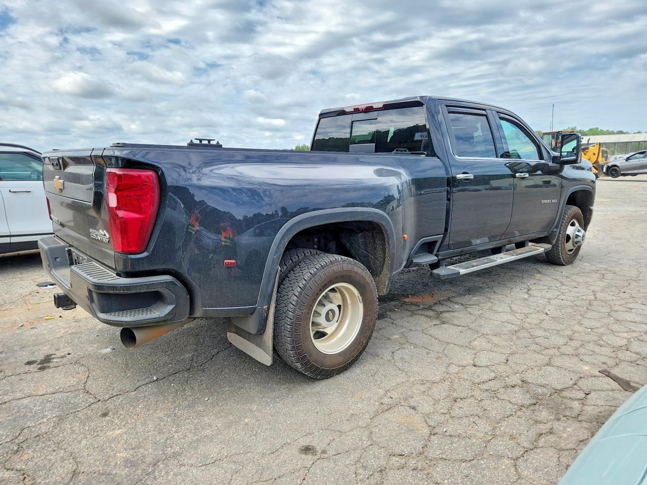 2022 CHEVROLET SILVERADO
