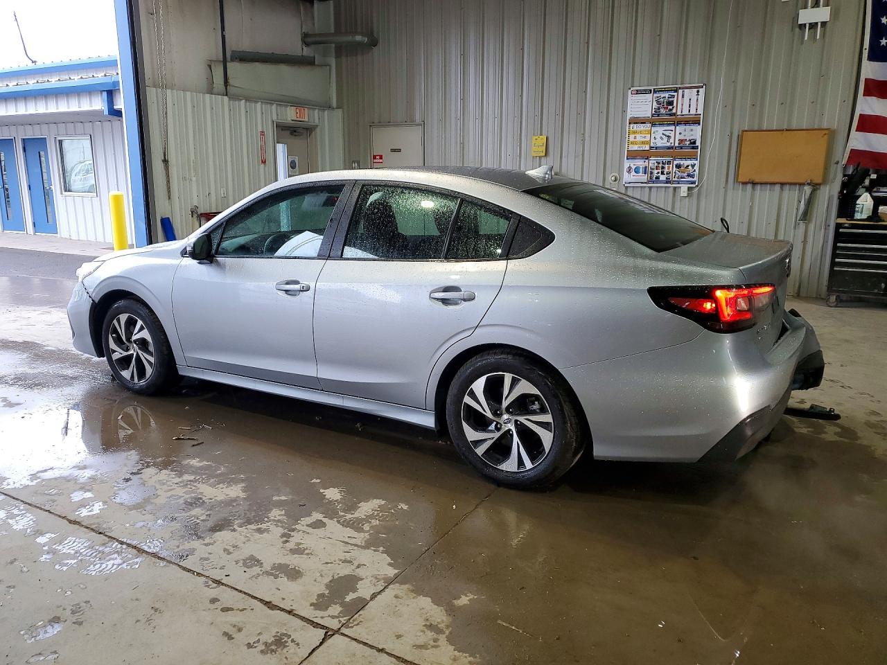 2025 SUBARU LEGACY