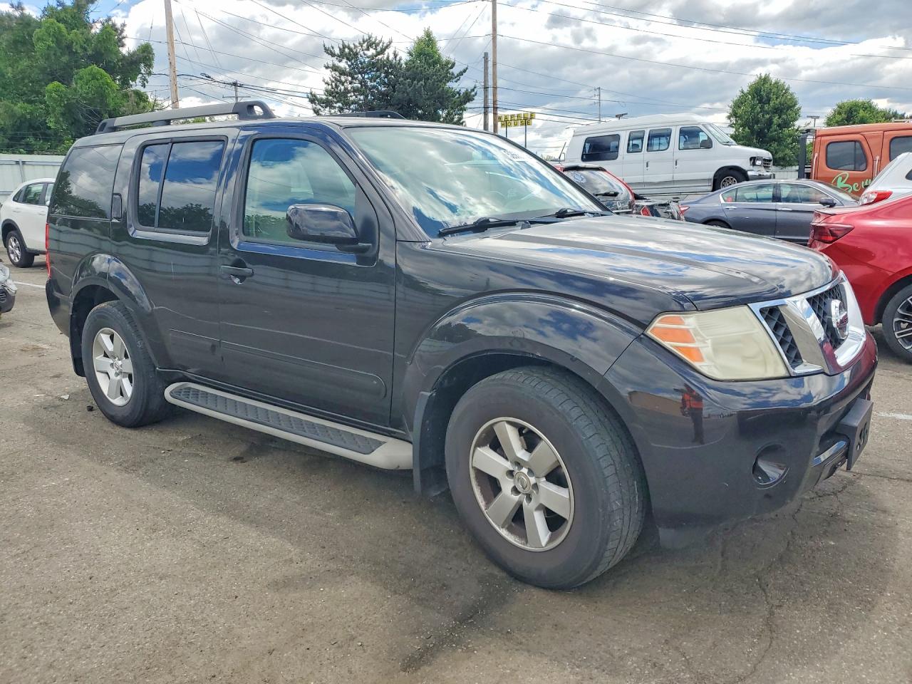 2011 NISSAN PATHFINDER