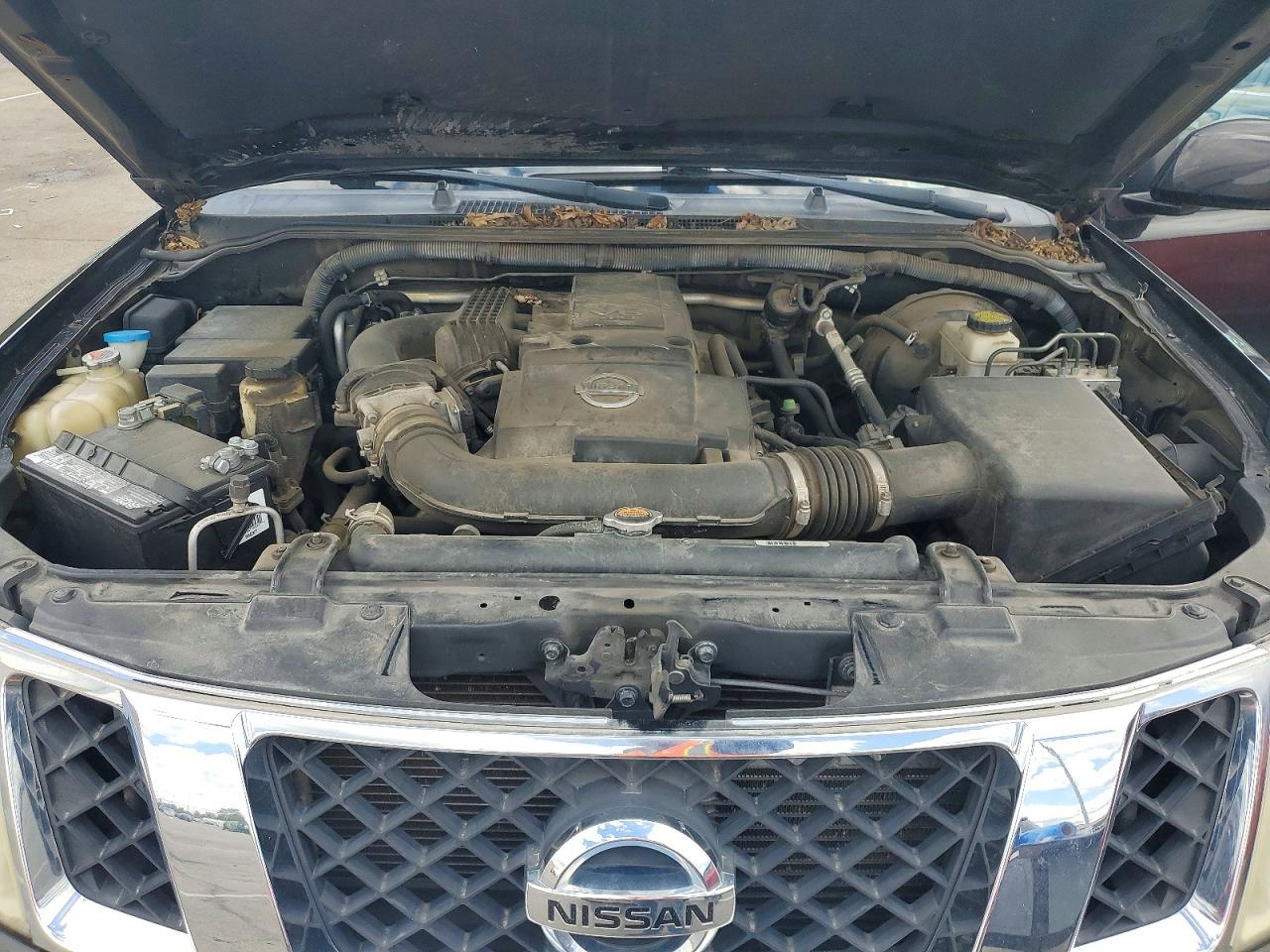 2011 NISSAN PATHFINDER