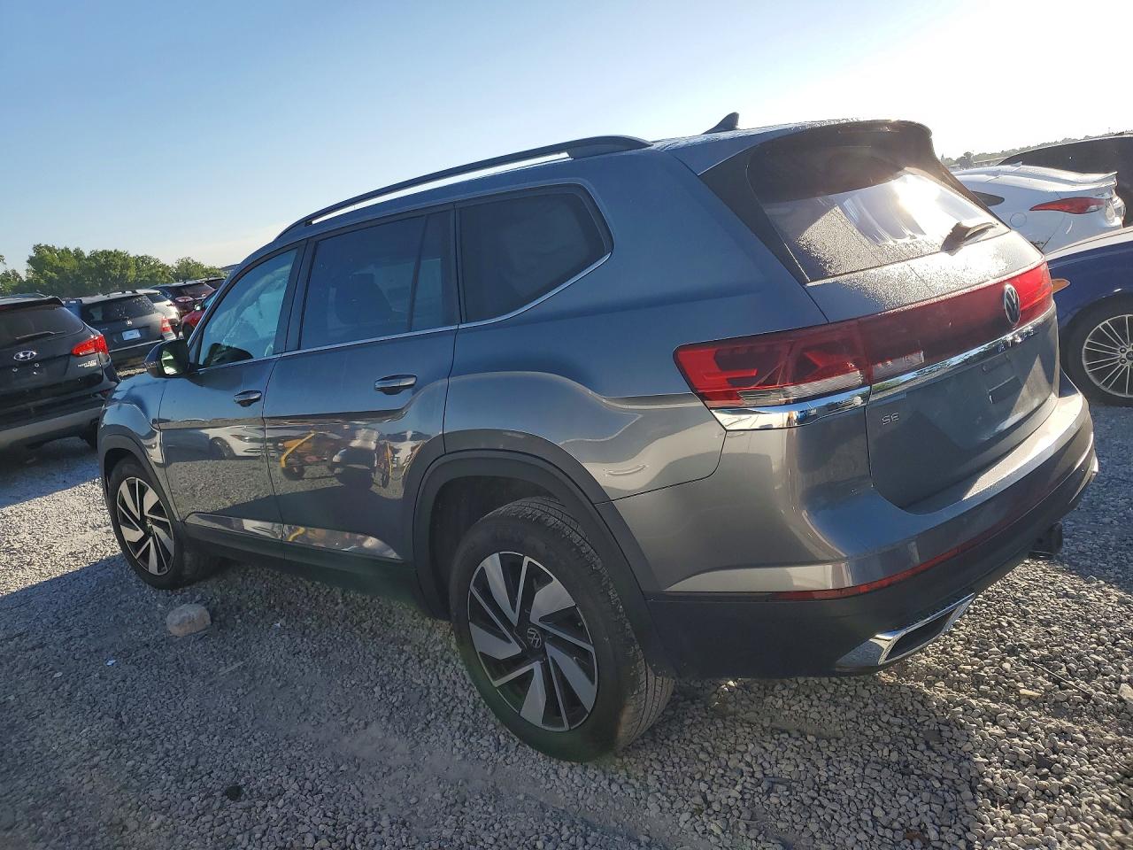 2025 VOLKSWAGEN ATLAS