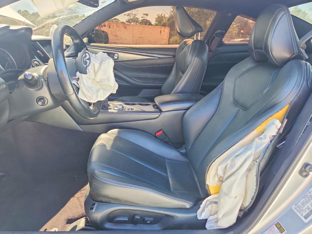 2017 INFINITI Q60