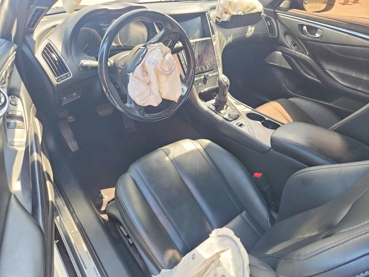 2017 INFINITI Q60