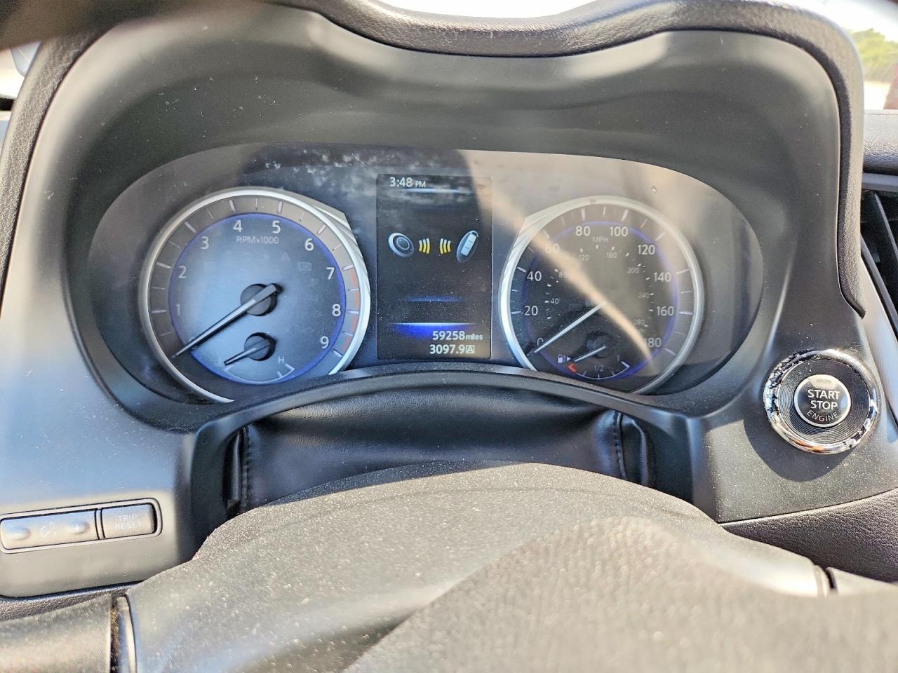 2017 INFINITI Q60