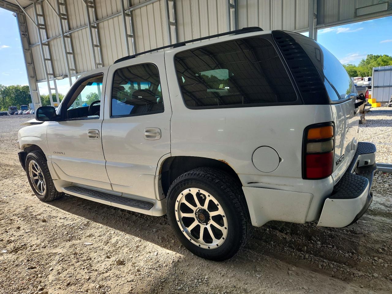 2005 GMC YUKON