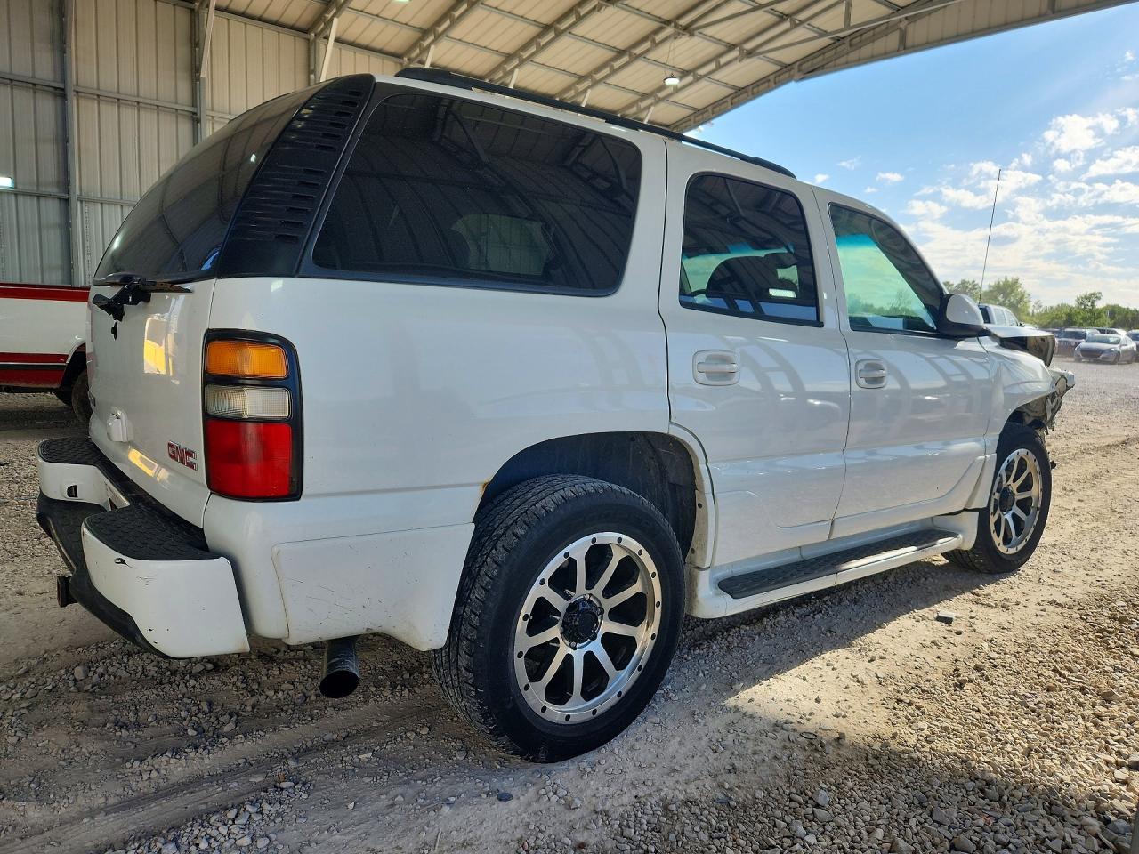 2005 GMC YUKON