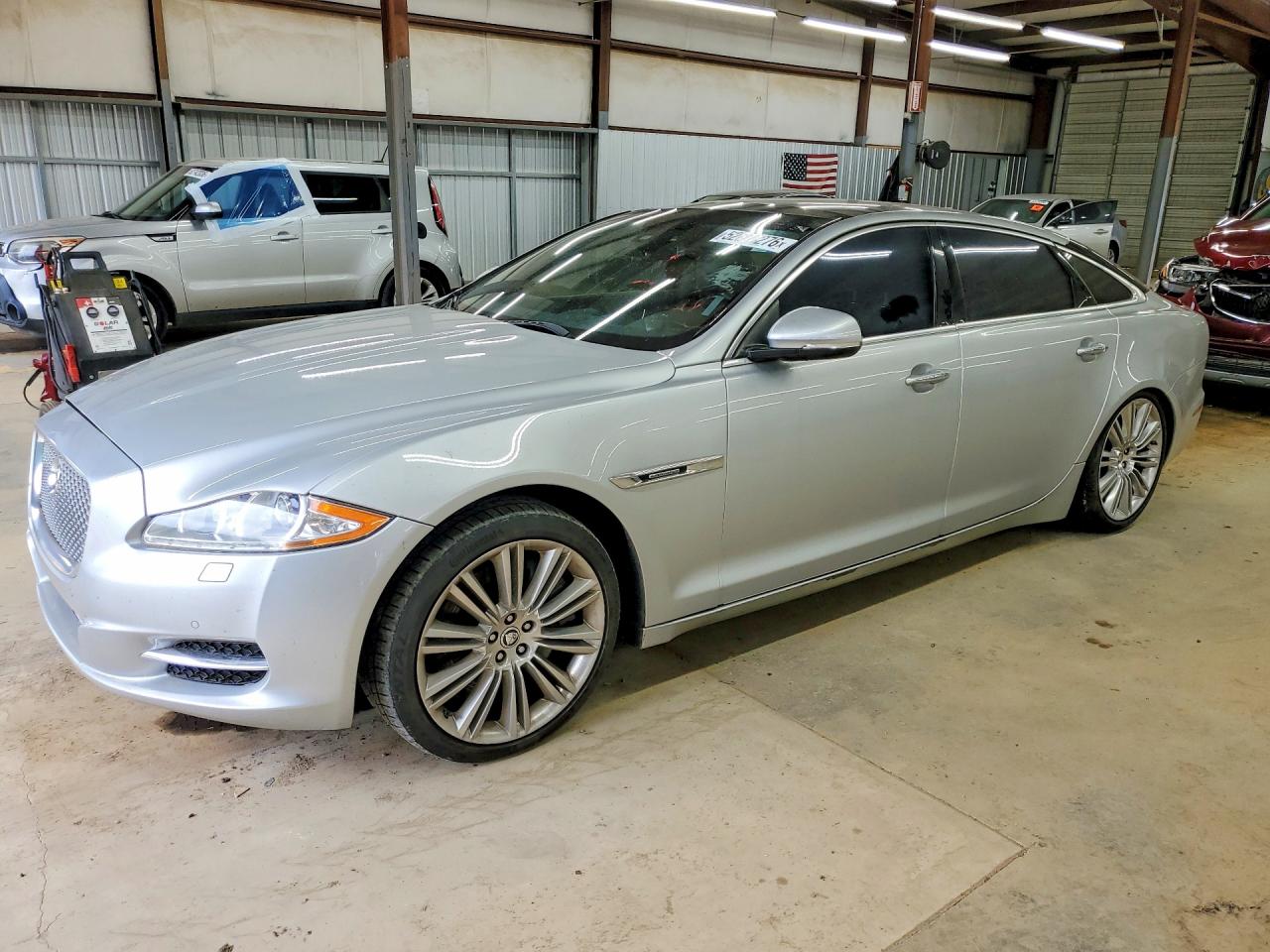 2013 JAGUAR XJ