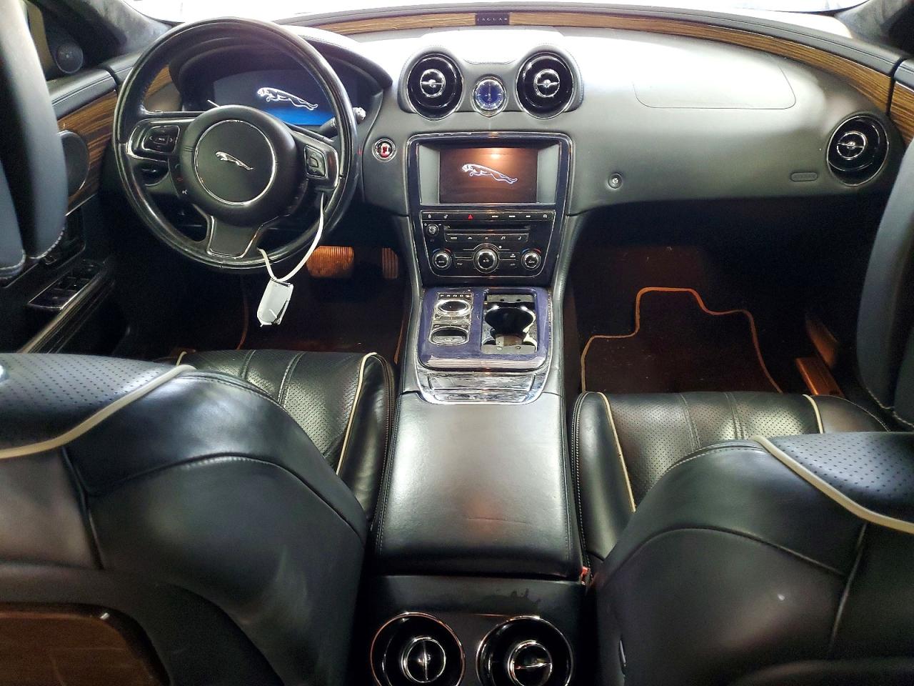 2013 JAGUAR XJ