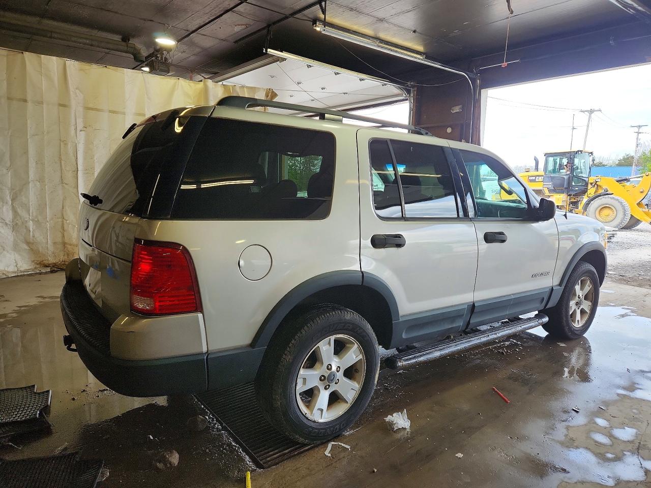 2004 FORD EXPLORER