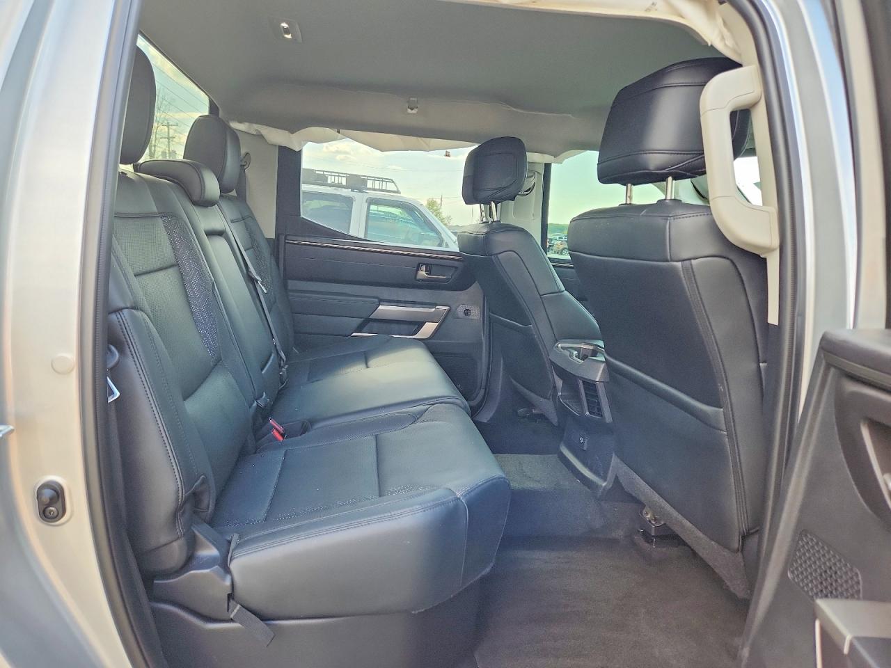 2023 TOYOTA TUNDRA
