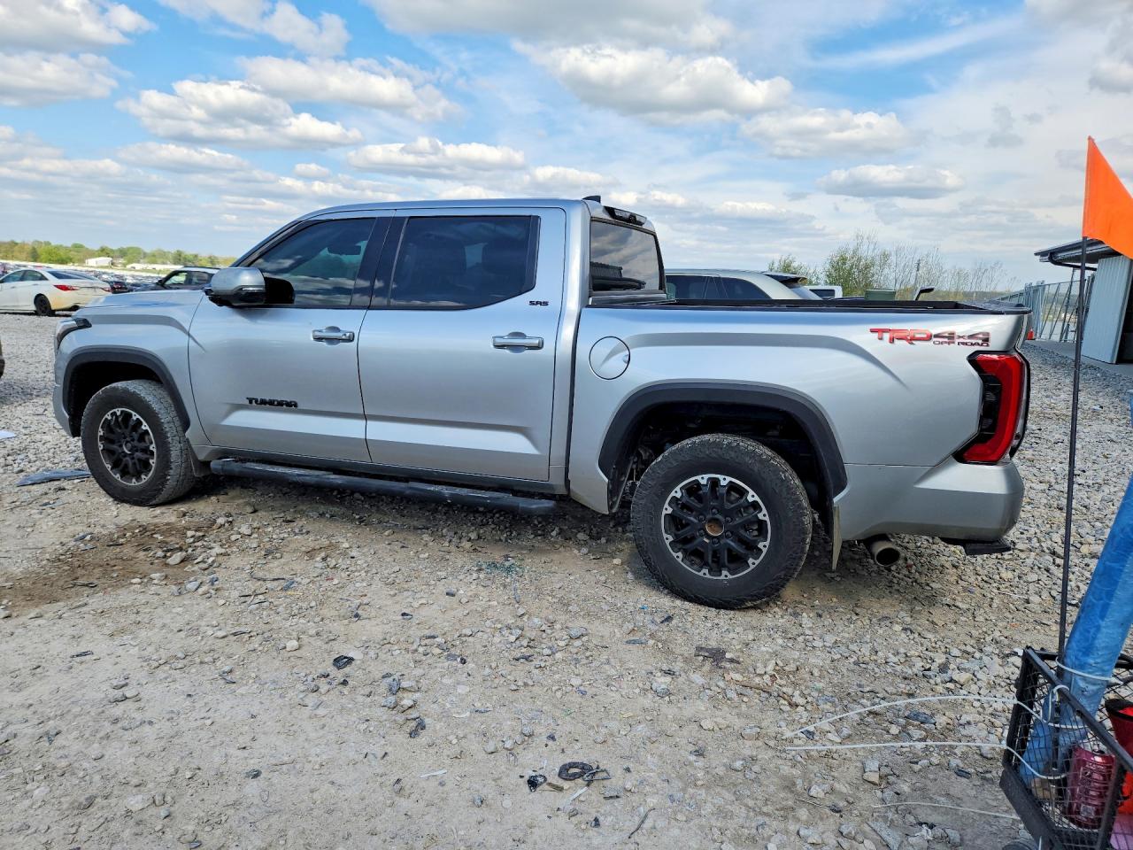 2023 TOYOTA TUNDRA