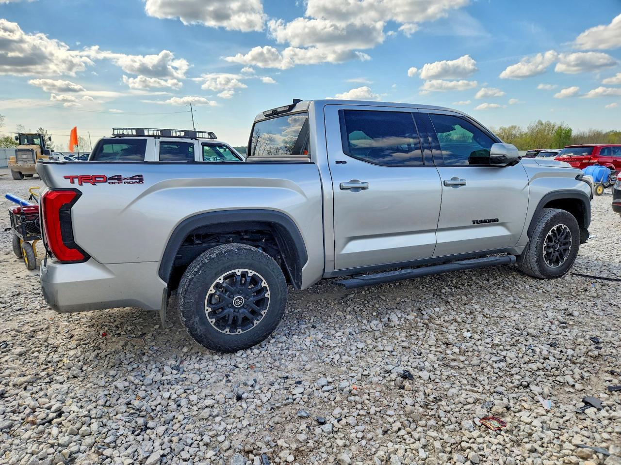 2023 TOYOTA TUNDRA