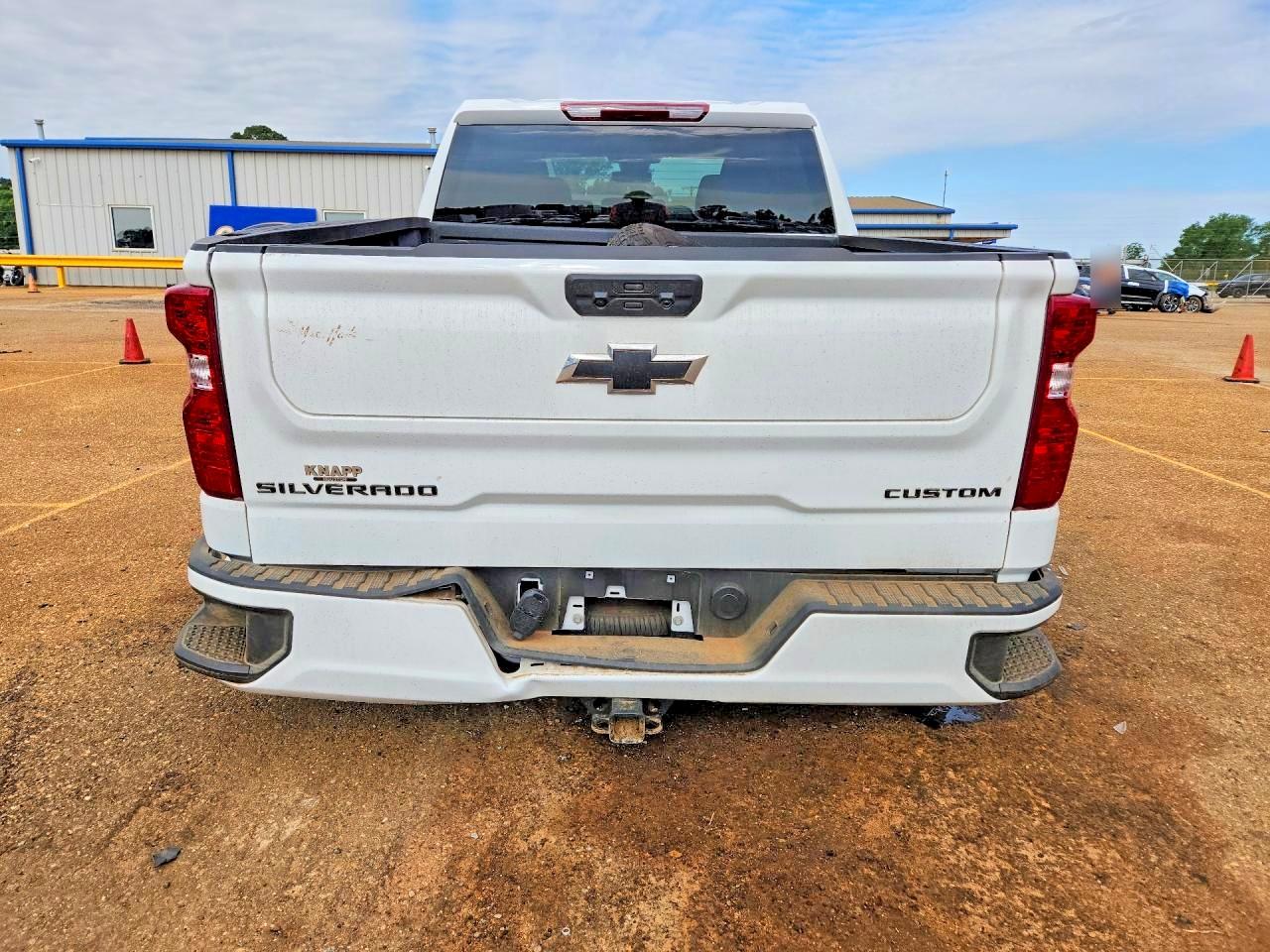 2026 CHEVROLET SILVERADO