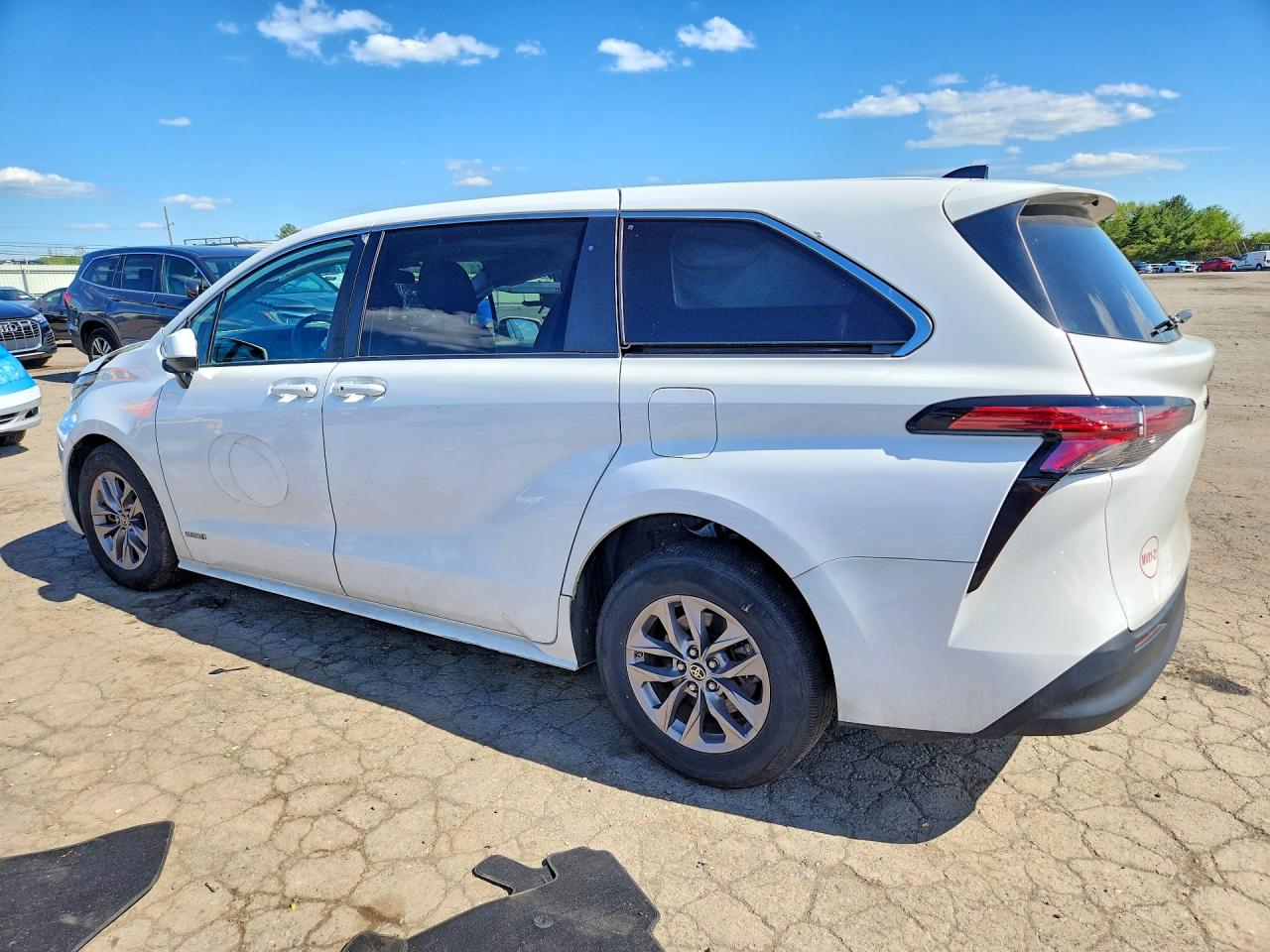 2021 TOYOTA SIENNA