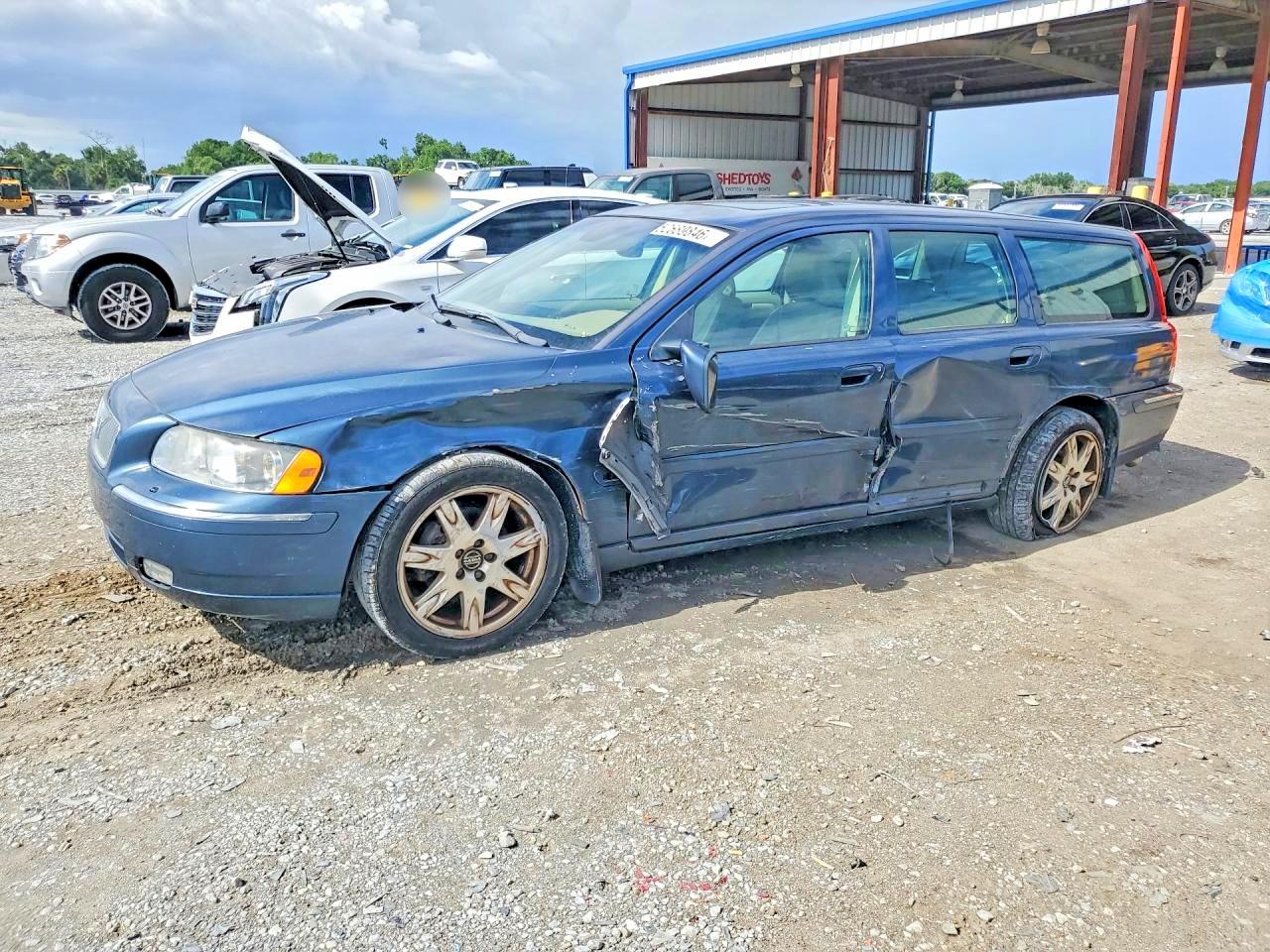 2005 VOLVO V70
