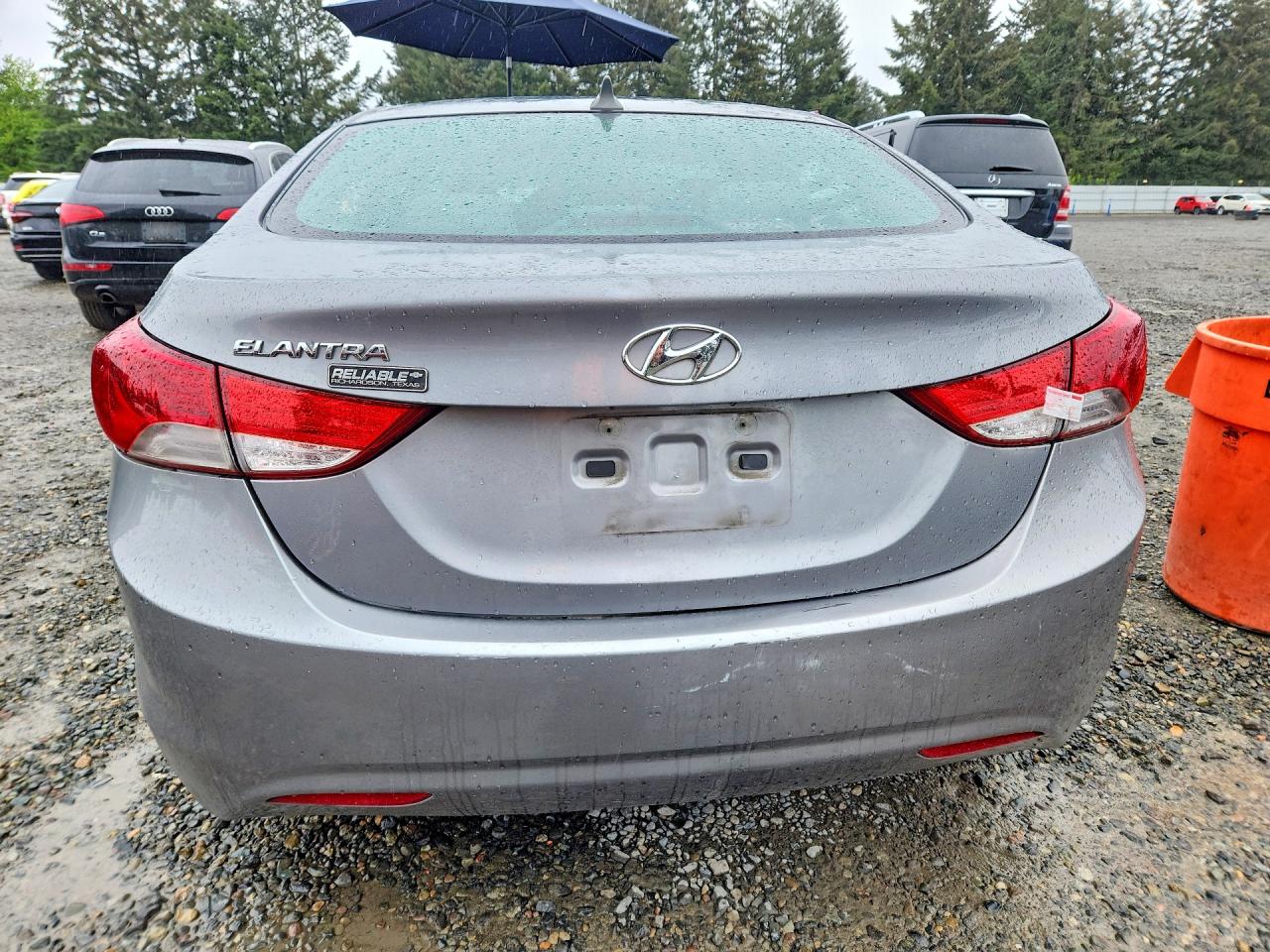 2013 HYUNDAI ELANTRA