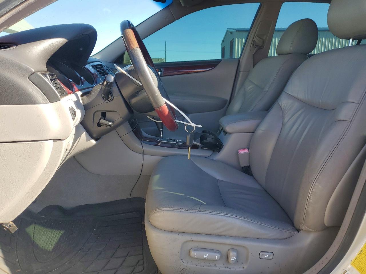 2004 LEXUS ES330
