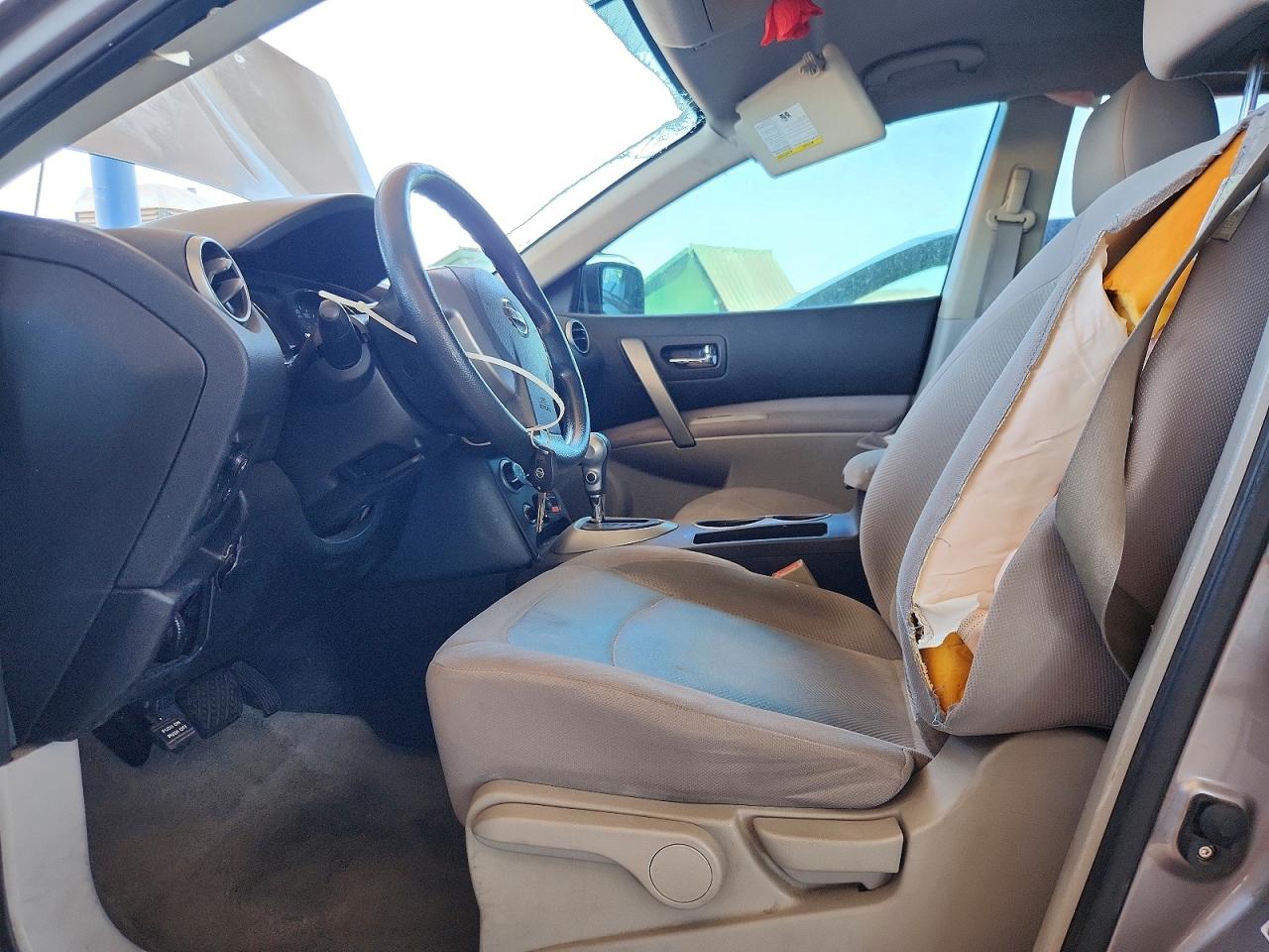 2011 NISSAN ROGUE