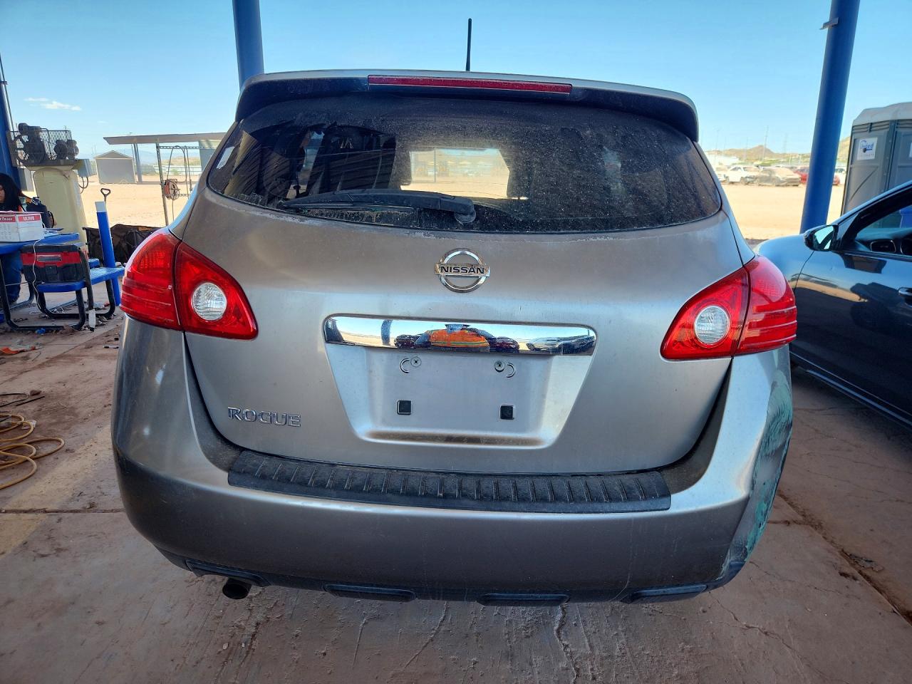 2011 NISSAN ROGUE