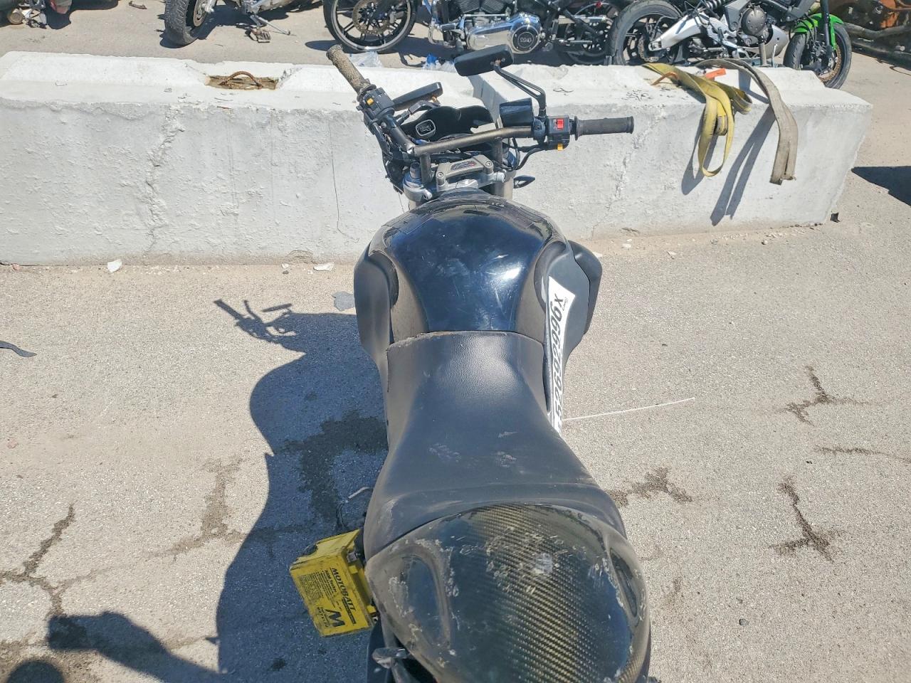 2007 BUELL MOTORCYCLE